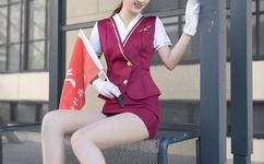 jk制服白丝美女被调教视频